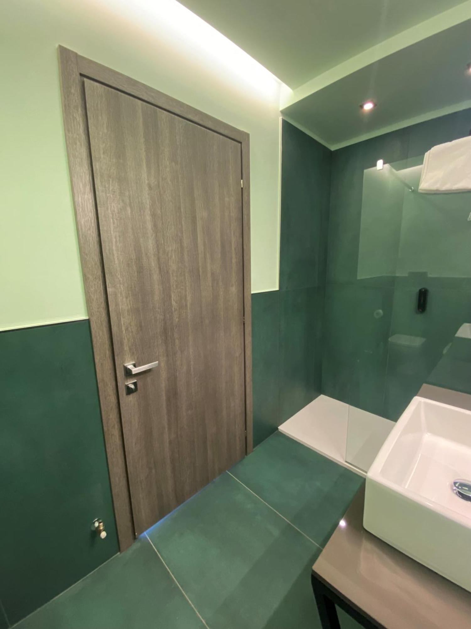 Hotel Vita Сало Экстерьер фото