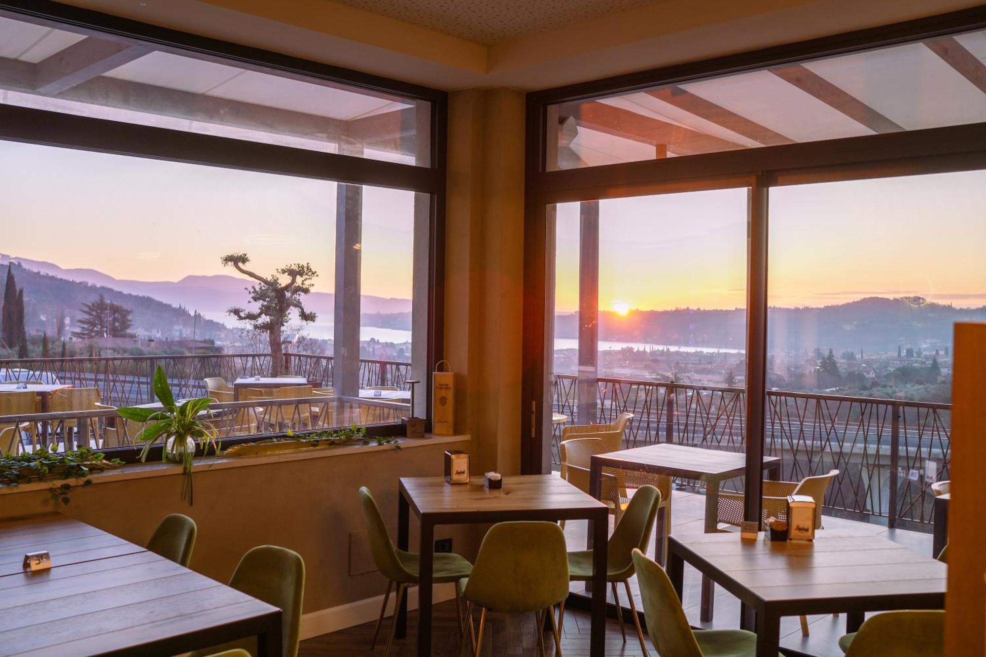 Hotel Vita Сало Экстерьер фото
